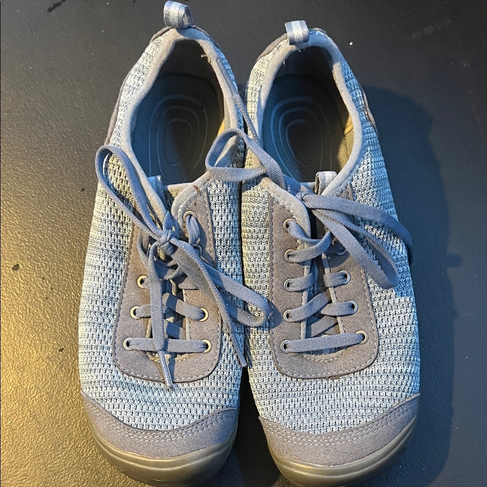 Keen Women's Blue Gray Hush Knit CNX Trail Hiking Sneakers Style 1022853